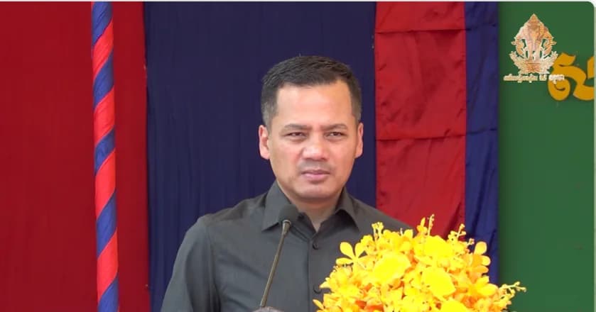 ក្រសួងមហាផ្ទៃ ត្រៀមបញ្ចេញរថយន្តទំនើបចុងក្រោយចល័តស្កេនផ្លាកលេខខុស ឬក្លែងក្លាយ ដើម្បីចាត់វិធានការច្បាប់!  ប្រភព៖ H.E. Sar Sokha