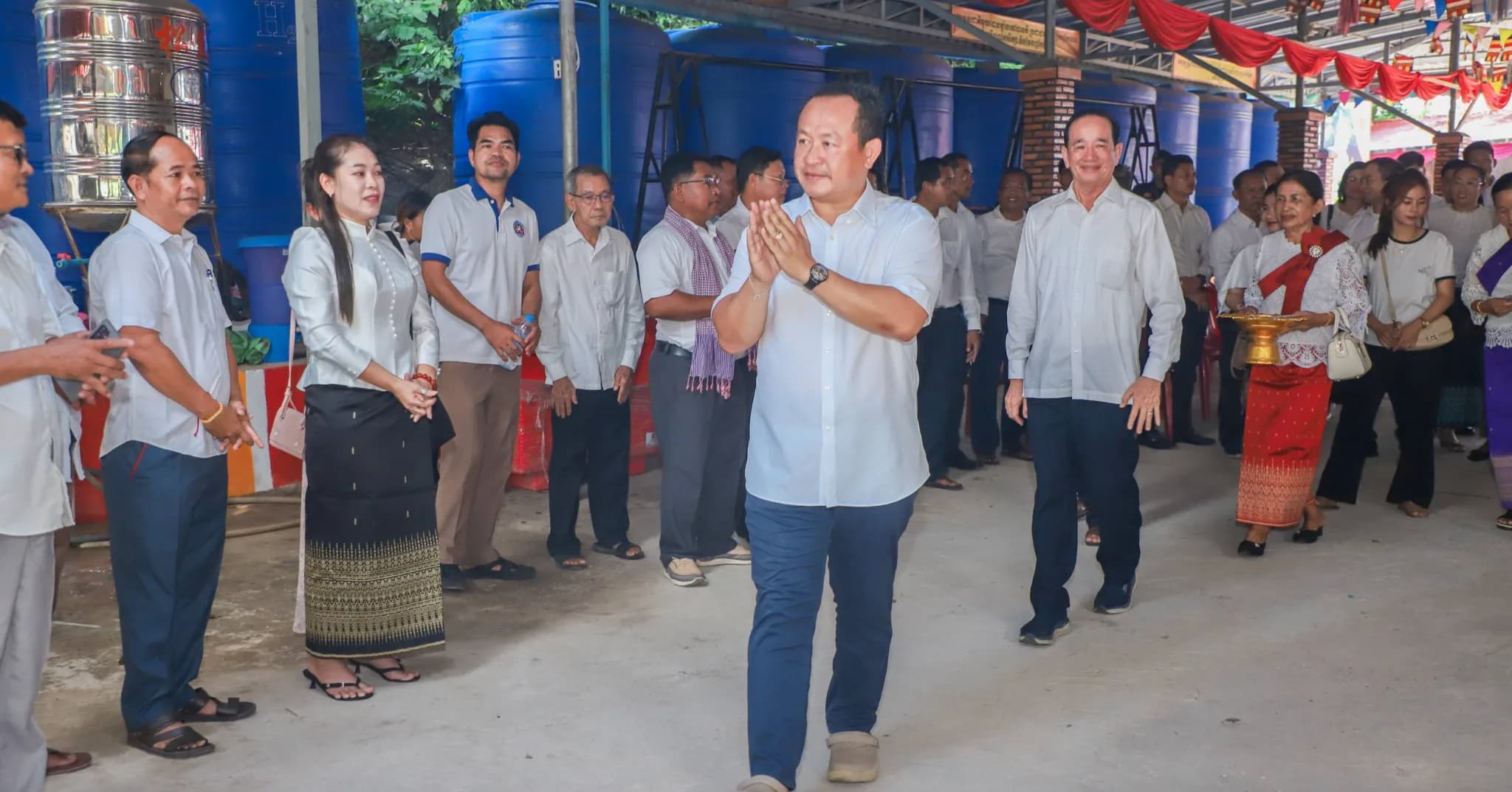 ថ្នាក់ដឹកនាំ​ រដ្ឋបាល​ខេត្ត​កែប​ អញ្ជើញចូលរួមពិធីកាន់បិណ្ឌ នៅវត្តសត្ថាធម្មវិហារ