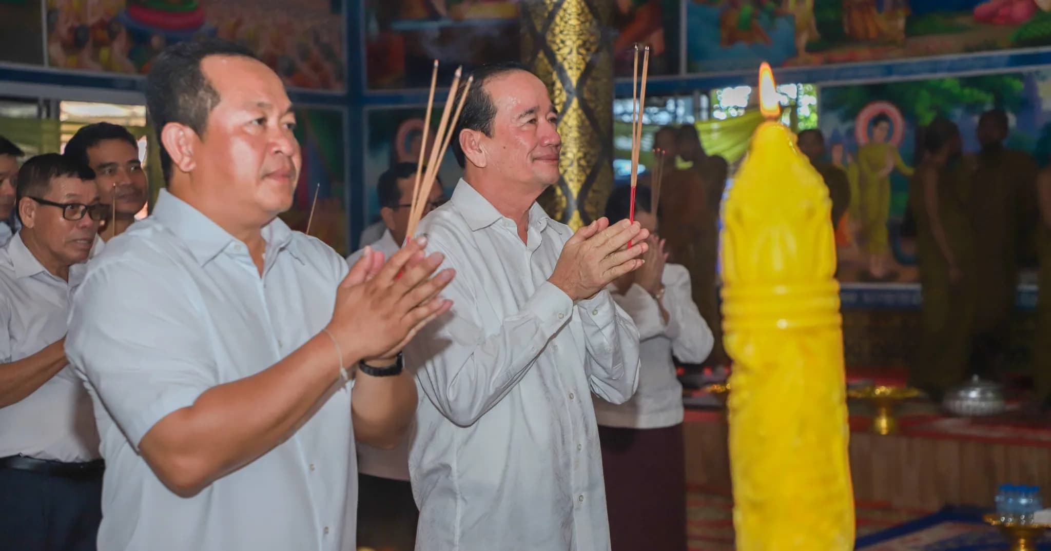 ថ្នាក់ដឹកនាំ​ រដ្ឋបាល​ខេត្ត​កែប​ អញ្ជើញចូលរួមពិធីកាន់បិណ្ឌ នៅវត្តសត្ថាធម្មវិហារ