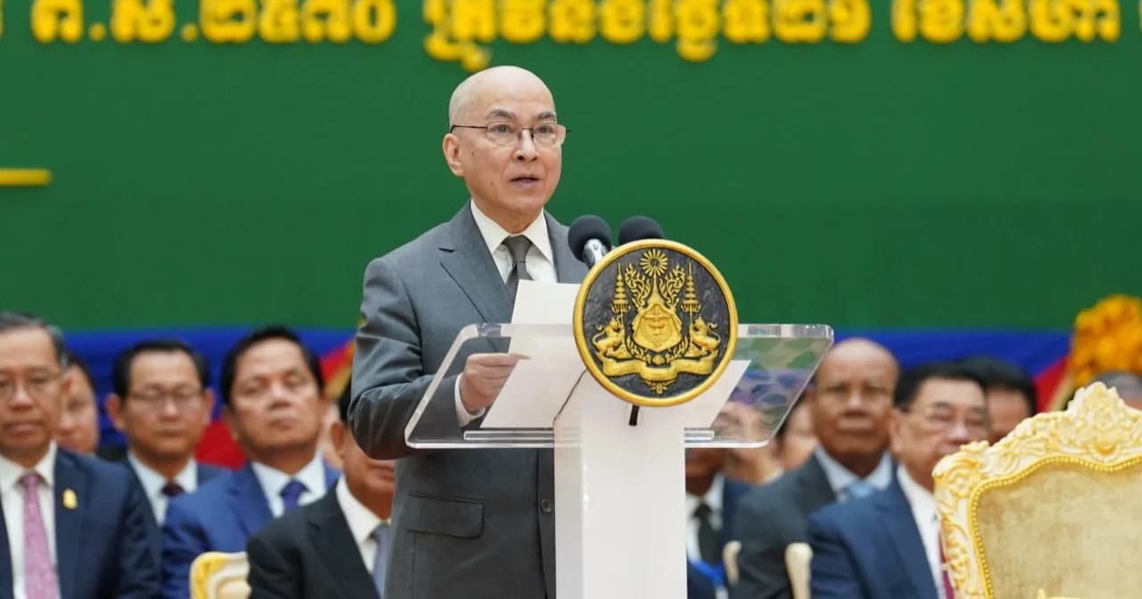 “[…]ខ្ញុំសូមថ្លែងអំណរគុណដ៏ជ្រាលជ្រៅ ជូនចំពោះ សម្តេចតេជោ ហ៊ុន សែន ដែលនៅគ្រប់កាលៈទេសៈដែលប្រទេសជាតិត្រូវទទួលរងការរំលោភបំពាន និងការគំរាមកំហែងយ៉ាងធ្ងន់ធ្ងរ ពីសំណាក់បរទេសនាពេលកន្លងទៅ ខណៈដែលសម្តេចបានដឹកនាំ និងរួមសុខរួមទុក្ខជាមួយប្រជាពលរដ្ឋ ជាពិសេសជាមួយបងប្អូនវីរយុទ្ធជនយើងនៅគ្រប់លំដាប់ថ្នាក់