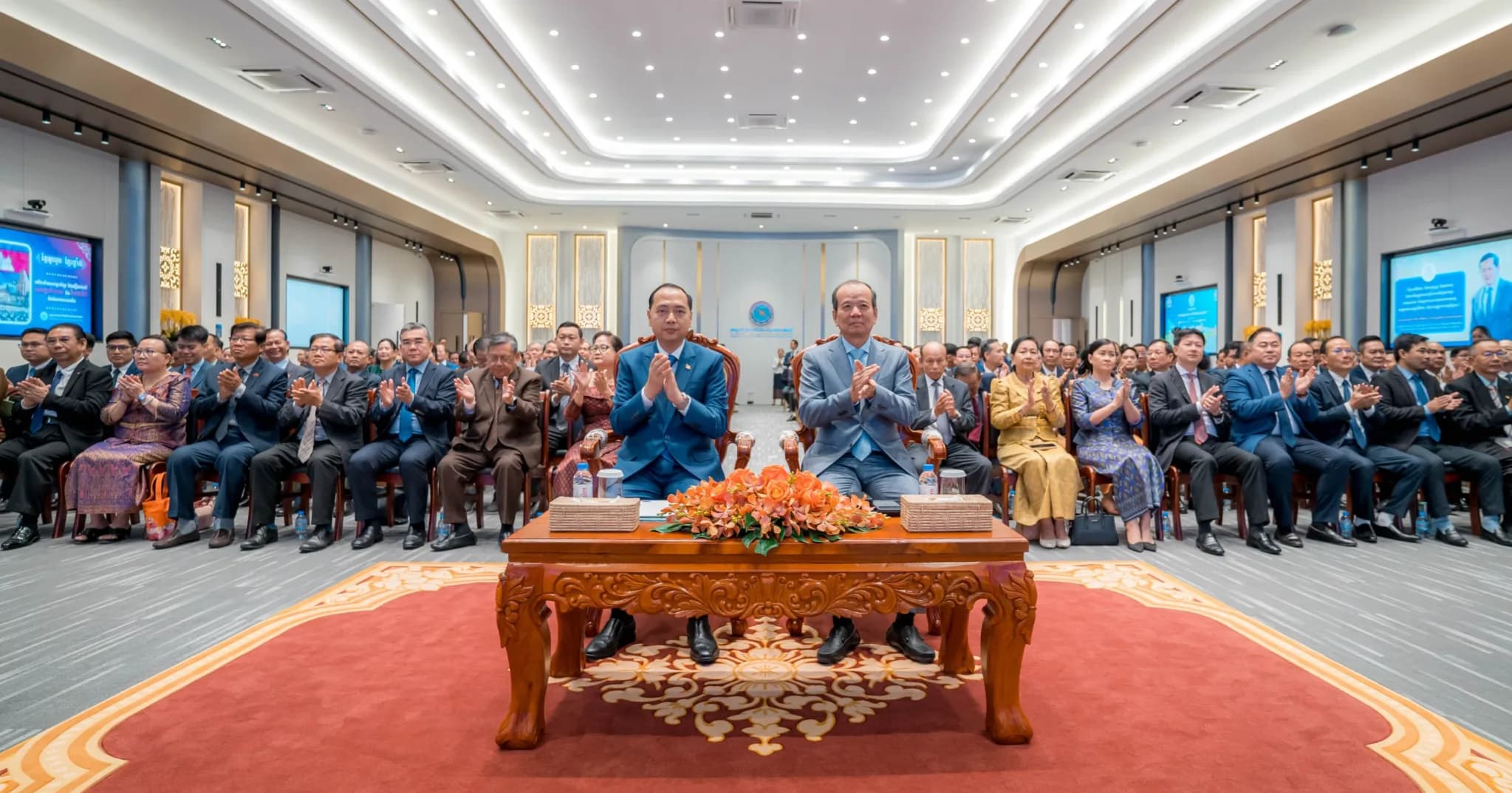 ក្រសួងព័ត៌មាន សហការជាមួយក្រសួងប្រៃសណីយ៍ និងទូរគមនាគមន៍ រៀបចំពិធីប្រកាសបើកដំណើរការជាផ្លូវការនូវ «គេហទំព័រមន្ទីរព័ត៌មានរាជធានី-ខេត្ត»