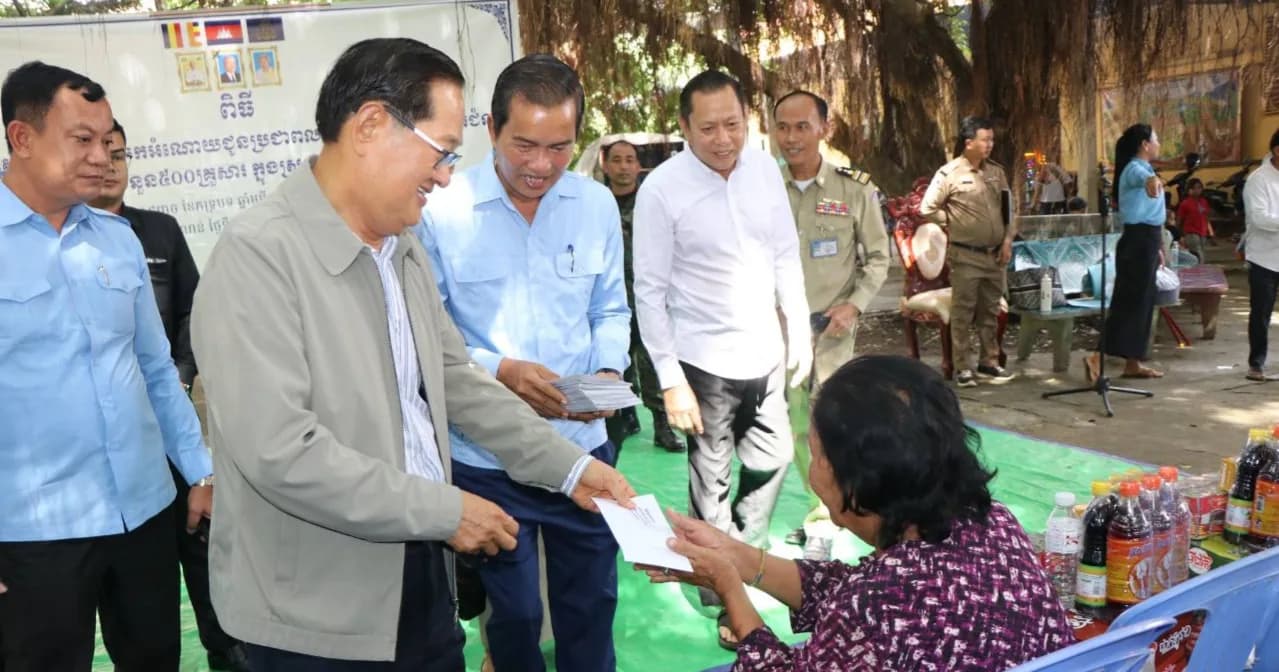 ប្រជាពលរដ្ឋរងគ្រោះដោយទឹកជំនន់ ចំនួន៥០០គ្រួសារ ទទួលបានការឆ្លើយតបពីក្រុមការងាររាជរដ្ឋាភិបាលចុះមូលដ្ឋានស្រុកបាណន់
