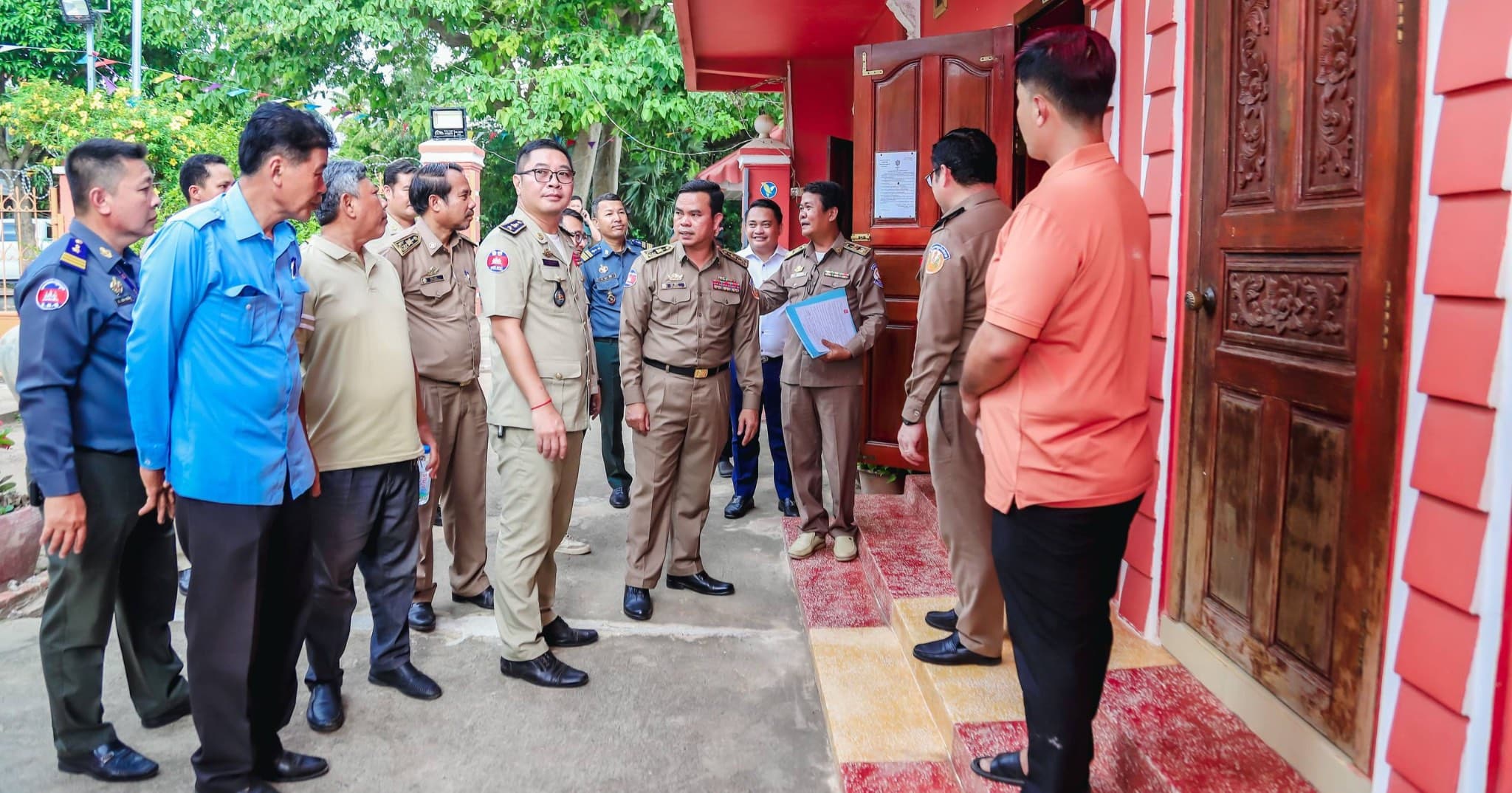ឯកឧត្តម សា ស៉ីថា ដឹកនាំកងកម្លាំង និងអាជ្ញាធរពាក់ព័ន្ធ ចុះត្រួតពិនិត្យទីតាំង និងផ្សព្វផ្សាយច្បាប់ ក្នុងភូមិសាស្ត្រស្រុកកងមាស