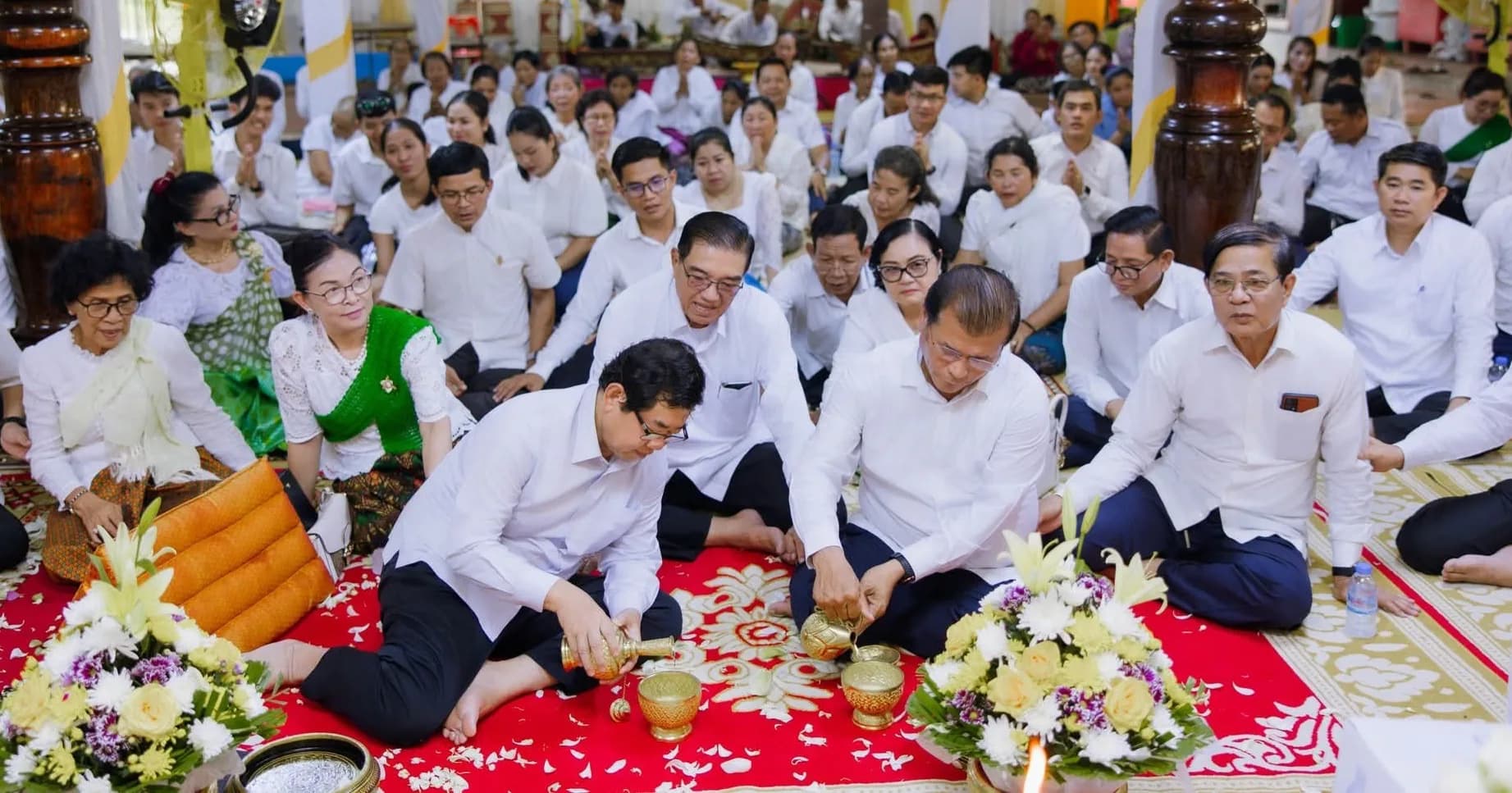 ឯកឧត្តមប្រធានក្រុមប្រឹក្សាខេត្ដសៀមរាប អញ្ជើញសមាជិកសមាជិកា ចូលរួមកាន់បិណ្ឌវេនទី៥ នៅវត្ដប្រាសាទគោកចក ក្រុងសៀមរាប 